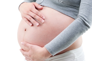 Авиаперелеты во время беременности: безопасно ли это?